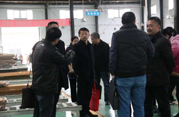 福湘通过“速生人工林绿色产业链循环增效关键技术创新与应用”综合验收