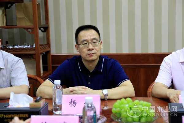 热烈欢迎深圳瑞和建筑装饰股份有限公司领导莅临中原集团参观考察