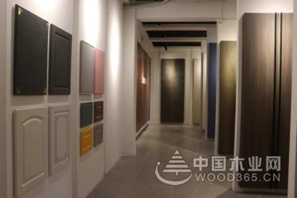 感受品质魅力 伟业牌板材豪华展厅全新亮相