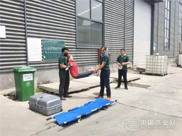 优饰|安全生产--触电应急救援演练