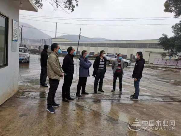 鹏森缘认真落实防控工作 获柳城县领导认可