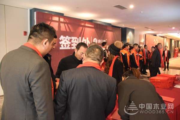 “铸志鼠年 谋远共赢”2020峰泰康贝德年会暨新春客户答谢晚宴圆满落幕