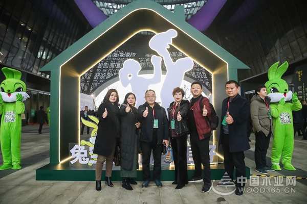 定格精彩！2020兔宝宝年会，带来这么多难忘瞬间......
