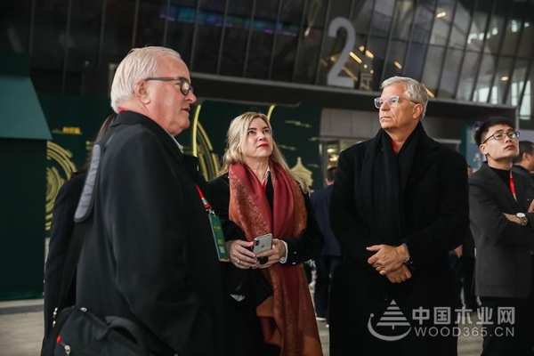定格精彩！2020兔宝宝年会，带来这么多难忘瞬间......