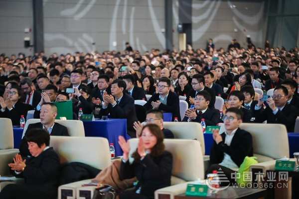 定格精彩！2020兔宝宝年会，带来这么多难忘瞬间......