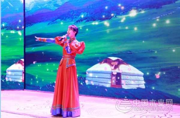热烈祝贺优饰饰业2020年迎新晚会圆满成功