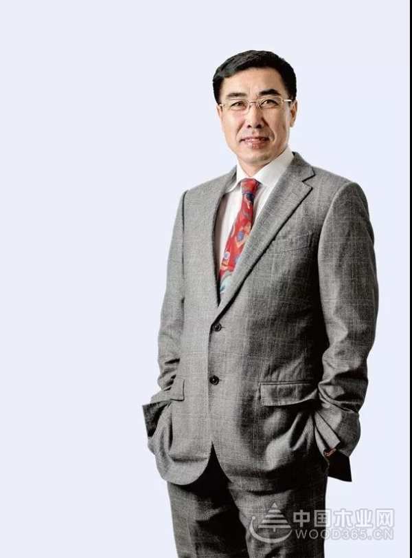 品质标杆领秀行业，鹏鸿再揽中国木业百强两项殊荣
