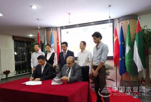 热烈祝贺湖南恒信新型建材与阿拉伯国家进出口商业联合会合作签约成功！