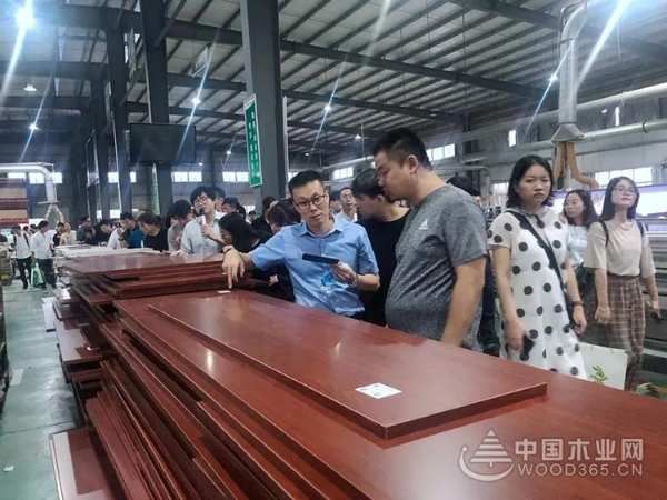 “和而不同·装饰之美”2019年浙江省建筑装饰兔宝宝·设计和美大赛成功举办