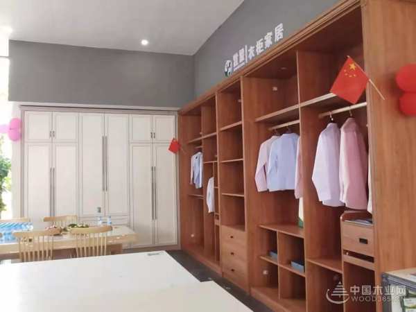 十大品牌壮象 百色运营中心盛大开业！