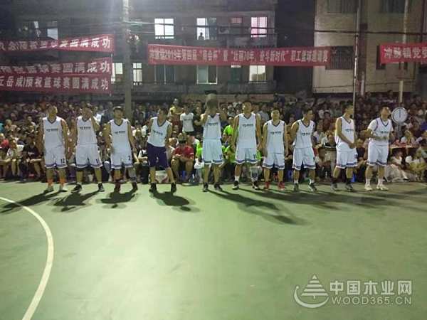 【壮丽70年，奋斗新时代】鹏森缘冠名冲脉镇“商会杯”篮球赛