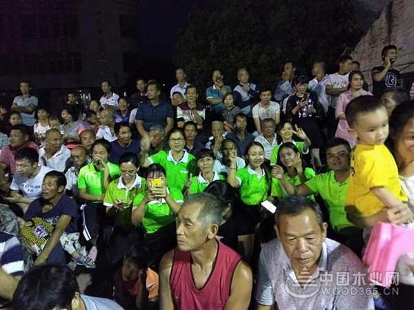【壮丽70年，奋斗新时代】鹏森缘冠名冲脉镇“商会杯”篮球赛