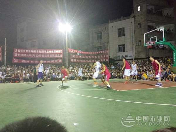 【壮丽70年，奋斗新时代】鹏森缘冠名冲脉镇“商会杯”篮球赛