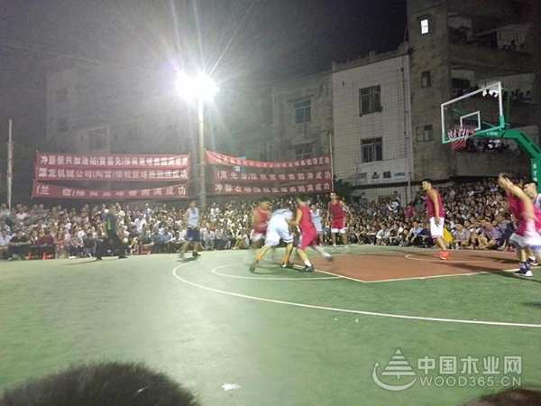【壮丽70年，奋斗新时代】鹏森缘冠名冲脉镇“商会杯”篮球赛
