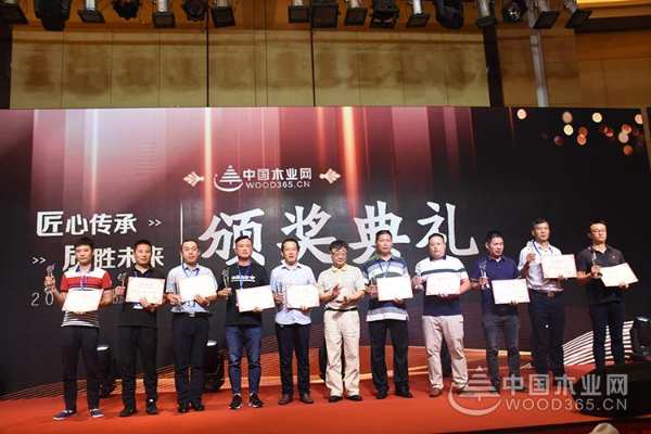 以实力说话，固姿美成功问鼎“投资价值板材十大品牌”！