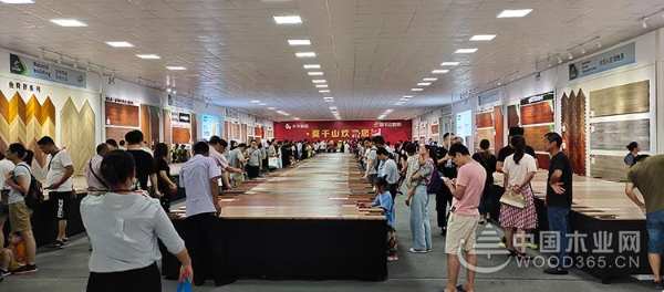 莫干山地板8·11厂购|比“利奇马”更强势，莫粉的热情势不可挡！