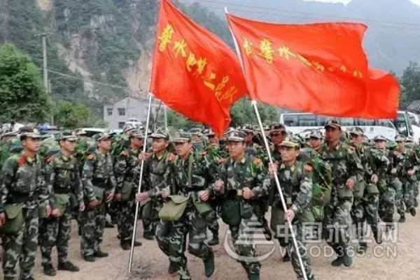 庆八一，鹏森缘向军人致敬！