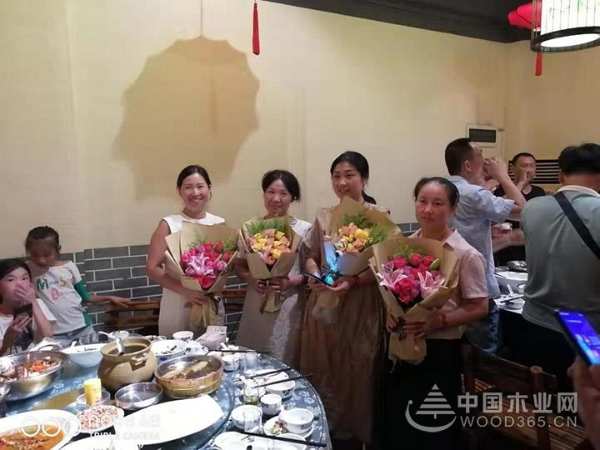 鹏森缘情系客户 环游广西北部湾