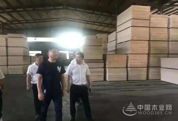 金利源董事长亲临一线慰问，点滴关怀沁人心