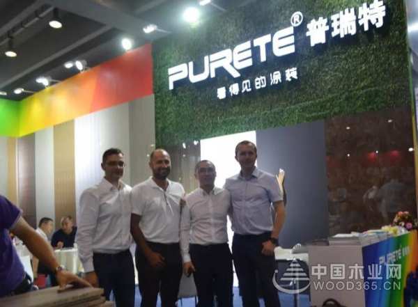 直击预油漆饰面板涂饰现场--2019建博会必看