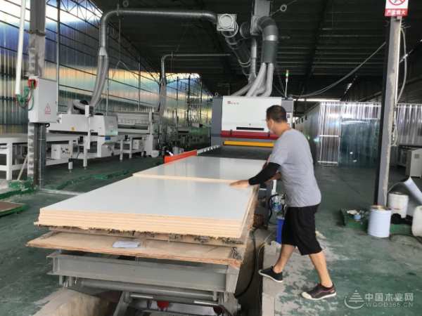 广西伟新集团亮相当地产业推介会  多渠道发展实现企业新腾飞