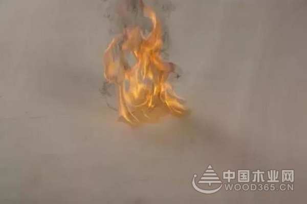 兔宝宝难燃板，让我们更有能力对抗火灾险情