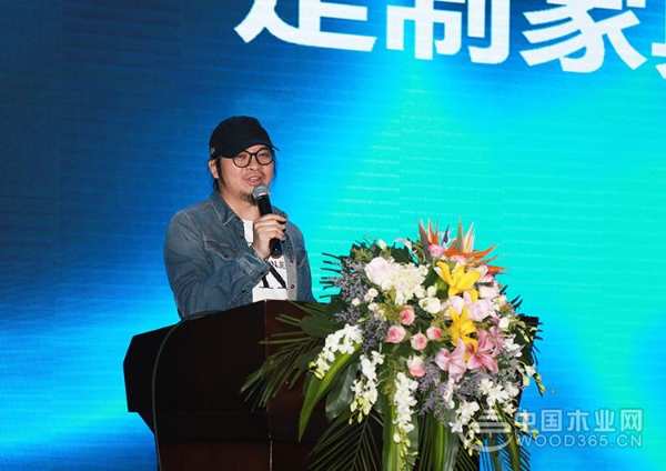 欢乐熊2019-2020经销商年会成功举行 欢乐熊商学院现场隆重揭牌