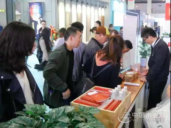 安信美家精彩亮相中国（临沂）全屋定制精品展览会 引领定制家居绿色环保新时代