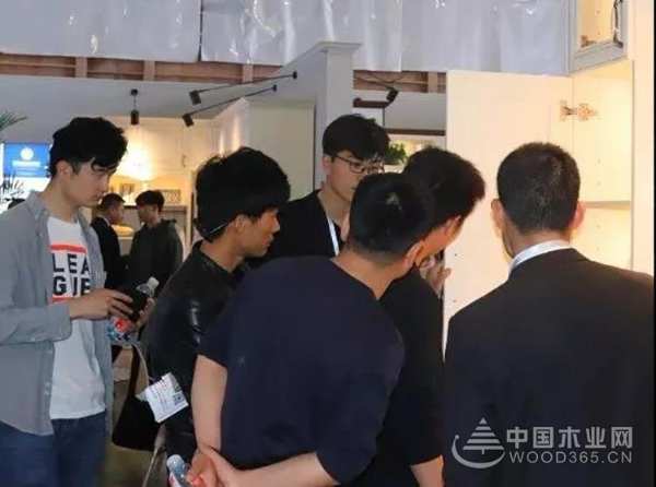 安信美家精彩亮相中国（临沂）全屋定制精品展览会 引领定制家居绿色环保新时代