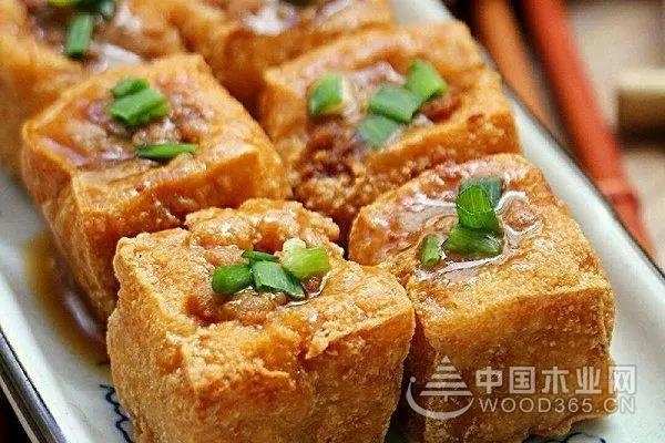 三月春雨美如画，满城紫荆醉龙城 ——鹏森缘向您发出诚挚邀请！