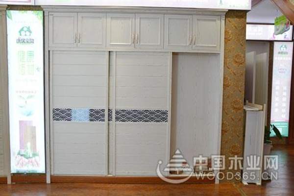 2019新思路、新方向，香港康居宝贝新推全屋同色实木定制家居