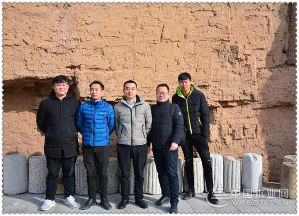 “走进两战圣地，感悟红色沂蒙”优饰饰业2018年冬季团建活动