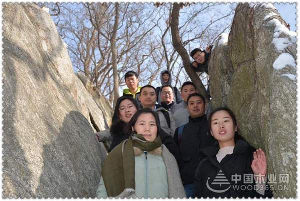 “走进两战圣地，感悟红色沂蒙”优饰饰业2018年冬季团建活动