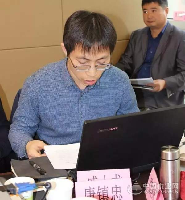怡黄木业积极推动《建筑装饰用木质挂板通用技术条件》标准落实