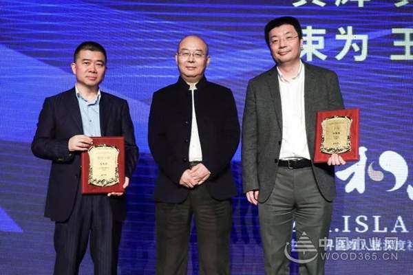 “沪”上近千位企业家共话破局之道，突围走向新征程