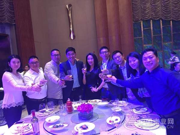 “沪”上近千位企业家共话破局之道，突围走向新征程