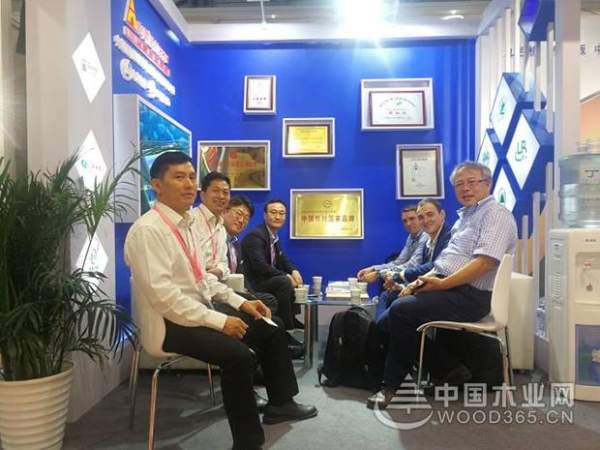 升级高端制造，缔造行业强音——怡黄木业现场直击 FMC Premium 2018