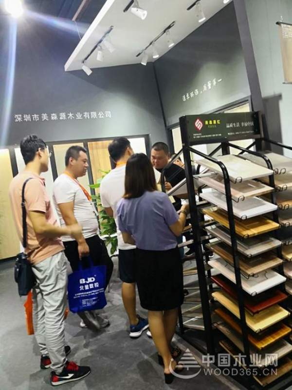 美森源红携新品亮相广州建博会，让家更贴近自然！
