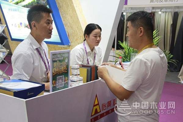 怡黄木业亮相2018杭州国际家具展 惊艳全场！