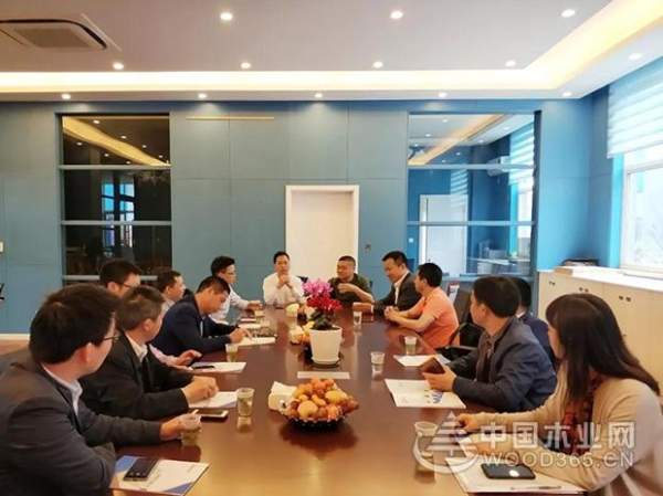 风和日丽“怡黄”行，携手共进“抚商”情