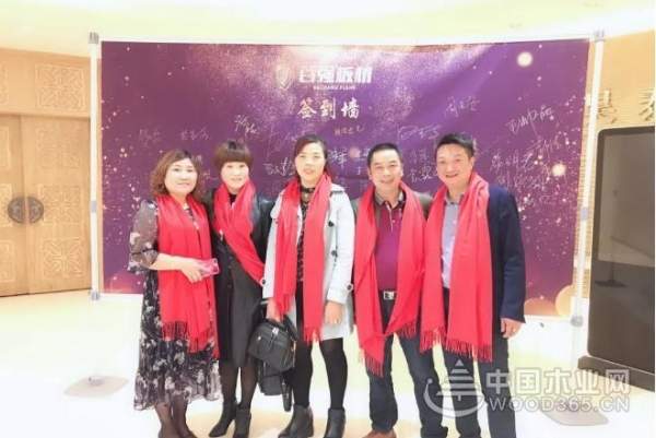 不忘初心，感恩有你！百强新疆运营中心迎春会盛大举行