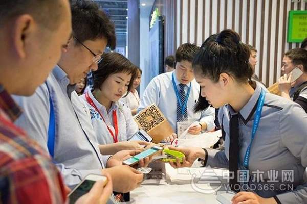 【展会特辑Day2】2018定制实年，兔宝宝火力全开
