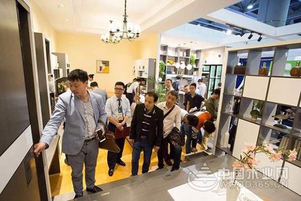【展会特辑Day2】2018定制实年，兔宝宝火力全开