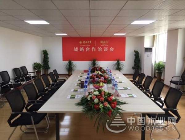 科林新品来袭 一线家居陆续考察合作
